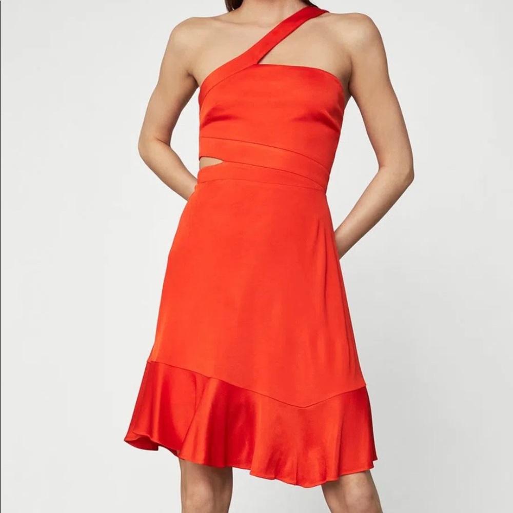 Selling this mini orange BCBG dress. Never worn. Size: XXS. $248